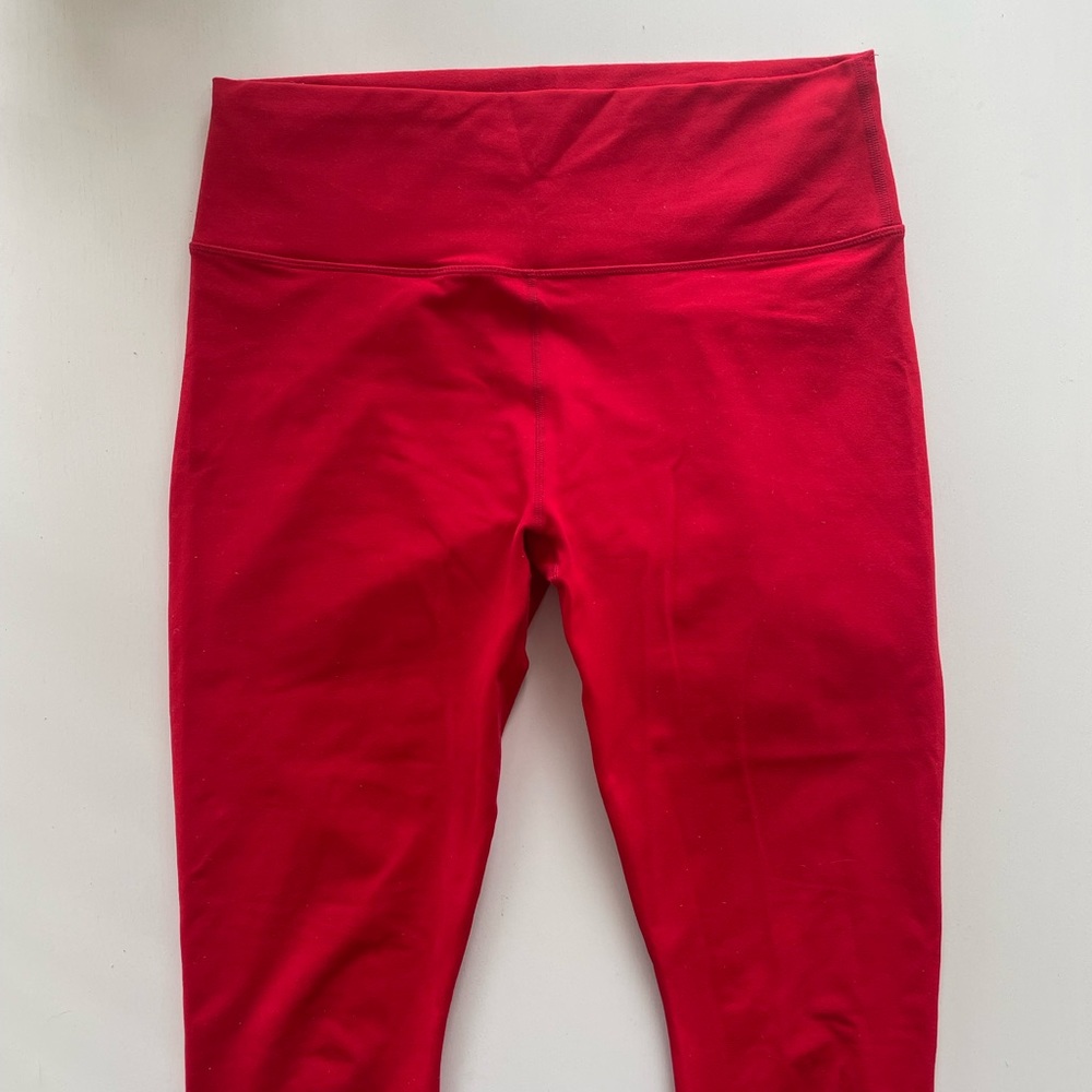 Fabletics Powerhold High Rise Capri Leggings